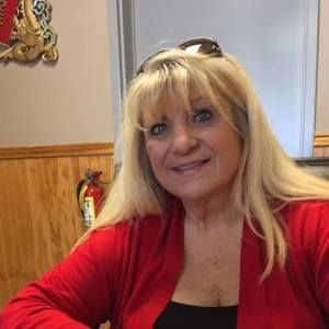 Meet your Posher, Deborah